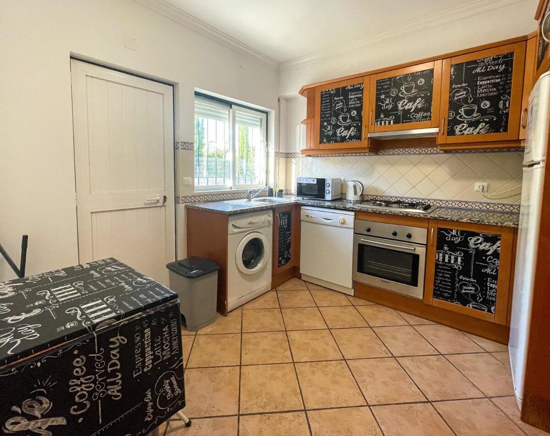 Moradia T3 Aguia Marina, Com Piscina E Bbq Villa Albufeira Bagian luar foto