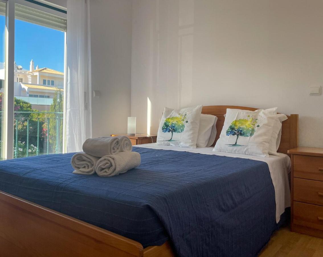 Moradia T3 Aguia Marina, Com Piscina E Bbq Villa Albufeira Bagian luar foto