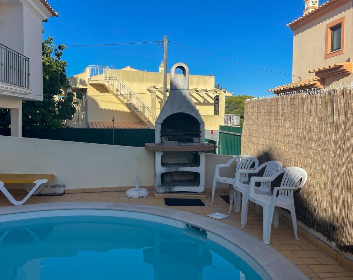 Moradia T3 Aguia Marina, Com Piscina E Bbq Villa Albufeira Bagian luar foto