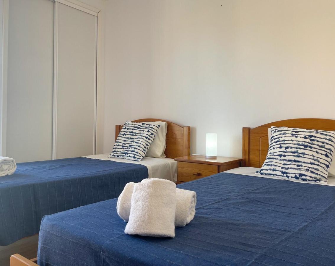 Moradia T3 Aguia Marina, Com Piscina E Bbq Villa Albufeira Bagian luar foto